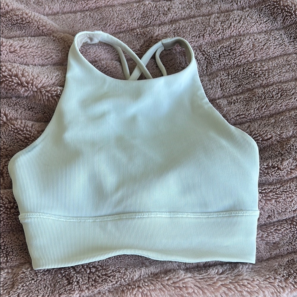 Lululemon Athletica Cream Ribbed Sports Bra with Cross-Back Straps